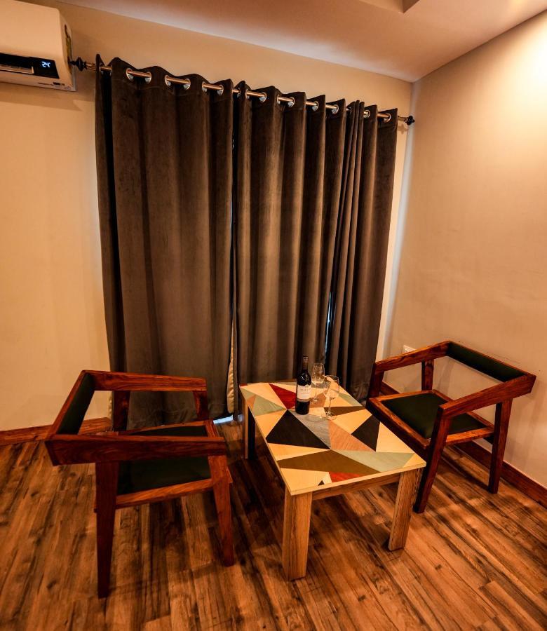 Hotel Square One By D'Polo Dharamshala Extérieur photo