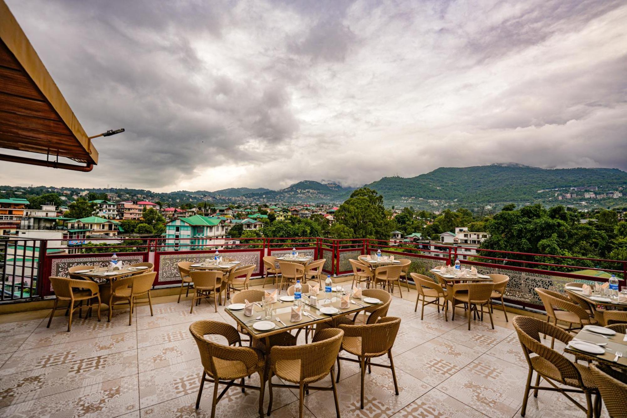 Hotel Square One By D'Polo Dharamshala Extérieur photo