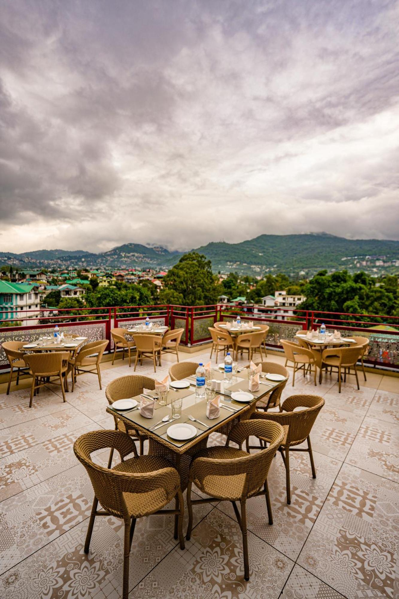 Hotel Square One By D'Polo Dharamshala Extérieur photo
